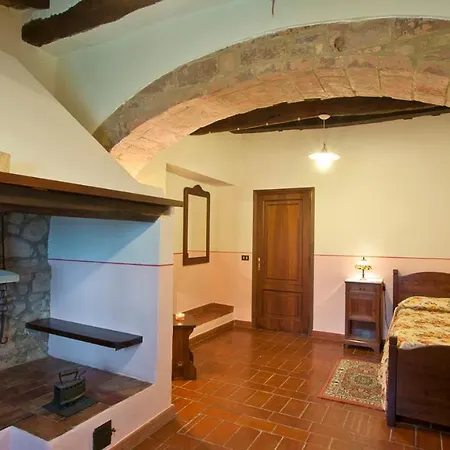 Villa Frantusa 6&2, Emma Volterra