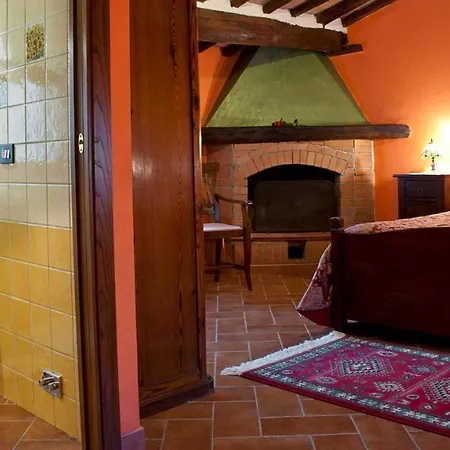 Villa Frantusa 6&2, Emma Volterra