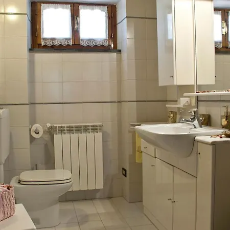 Frantusa 6&2, Emma Villa Volterra